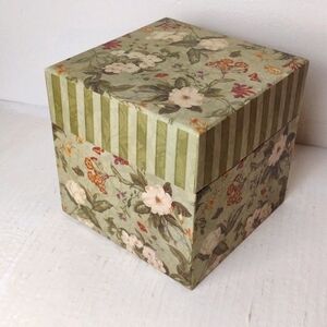 Bob's Boxes Decorative Victorian Garden Graphic Storage Box/Bin 7" X 7" EUC